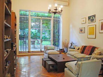 Venta increible PB con jardín - en Parera y Guido