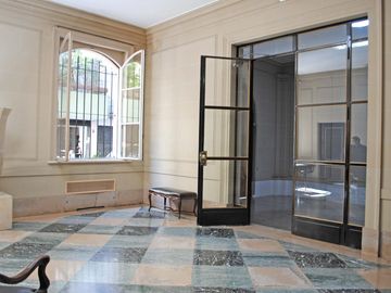 Venta increible PB con jardín - en Parera y Guido