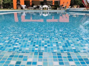 Casa quinta en venta - 5 Dormitorios 4 Baños - Cocheras - 1.600Mts2 - Ezeiza