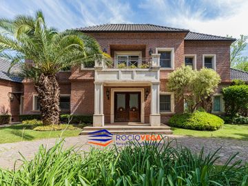 Casa en Venta en San Diego Country Club, Moreno
