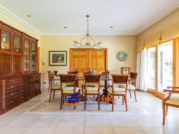 Casa en Venta en San Diego Country Club, Moreno