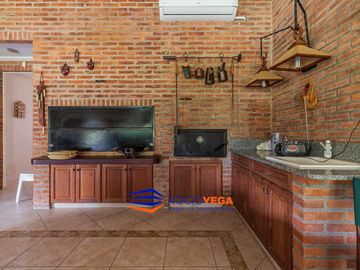 Casa en Venta en San Diego Country Club, Moreno
