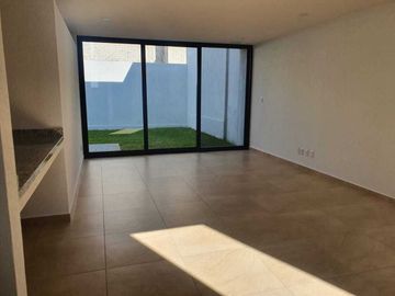 CASA EN VENTA PEDREGAL DE SCHOENSTATT DE UNA PLANTA