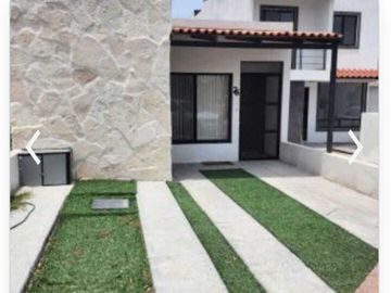 CASA EN VENTA PEDREGAL DE SCHOENSTATT DE UNA PLANTA