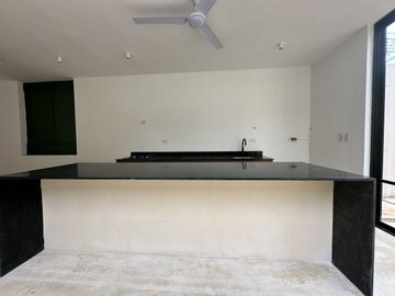 Casa remodelada en el centro de Mérida en el barrio de Mejorada