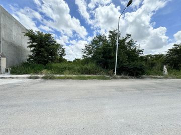 Terreno en zona residencial en Real de Montejo al norte de Merida