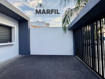 Casa en Venta de 1 Planta 3 Recámaras Norte de Colima cerca Zentralia