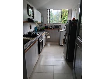 VENTA  APARTAMENTO UNIDAD COMPLETA  BARRIO BELEN CERCA C.C MOLINOS