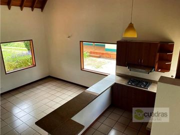 casa campatre en setor el yarumo