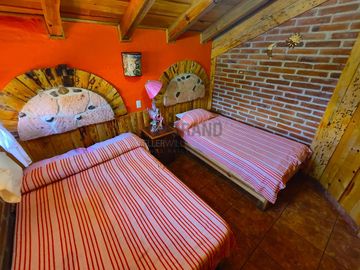 Cabaña en Mazamitla La Cofradía con vista al bosque ideal para inversión