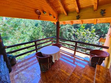 Cabaña en Mazamitla La Cofradía con vista al bosque ideal para inversión