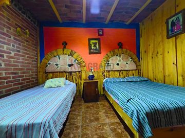 Cabaña en Mazamitla La Cofradía con vista al bosque ideal para inversión