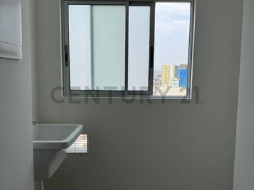 DEPARTAMENTO DE ESTRENO EN SANTA BEATRIZ - LINCE