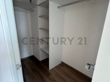 DEPARTAMENTO DE ESTRENO EN SANTA BEATRIZ - LINCE
