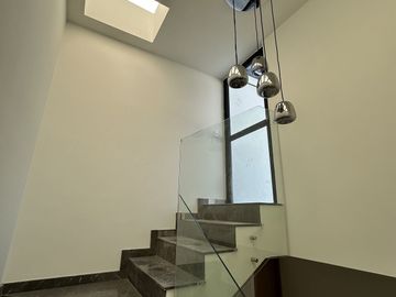 Hermosa casa en Punto Sur