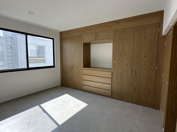 Hermosa casa en Punto Sur