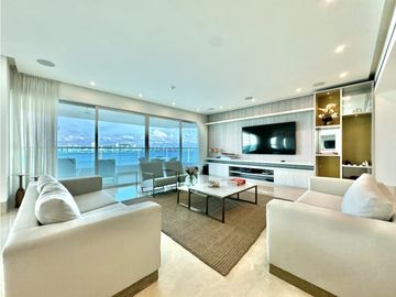 VENTA Apartamento en Castillogrande, Edificio Versailles