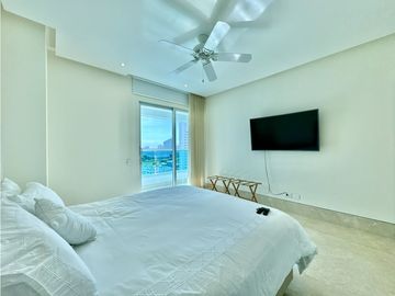 VENTA Apartamento en Castillogrande, Edificio Versailles