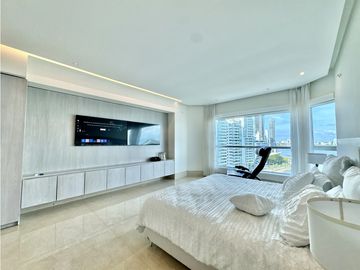 VENTA Apartamento en Castillogrande, Edificio Versailles