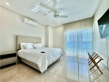 VENTA Apartamento en Castillogrande, Edificio Versailles