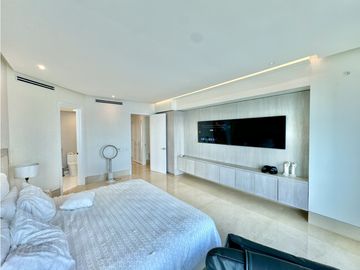 VENTA Apartamento en Castillogrande, Edificio Versailles