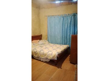 VENTA DE CASA BODEGA ESQUINERA  PORTAL AMERICAS VILLA LA LOMA