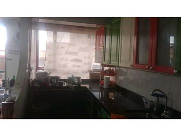 VENTA DE CASA BODEGA ESQUINERA  PORTAL AMERICAS VILLA LA LOMA