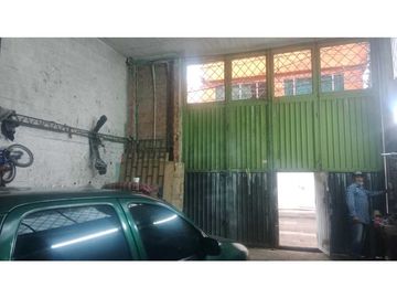 VENTA DE CASA BODEGA ESQUINERA  PORTAL AMERICAS VILLA LA LOMA