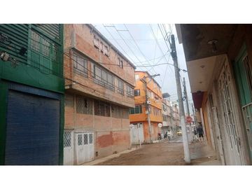 VENTA DE CASA BODEGA ESQUINERA  PORTAL AMERICAS VILLA LA LOMA