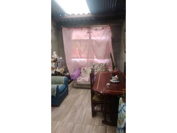 VENTA DE CASA BODEGA ESQUINERA  PORTAL AMERICAS VILLA LA LOMA