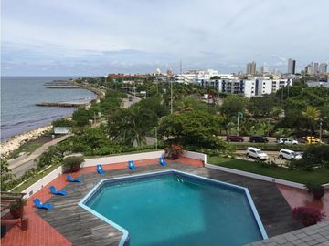 Apartamento edf. Seguros Bolivar con vista al centro amurallado
