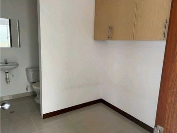 Vendo apartamento en el oeste  de cali barrio cristales 198 m²