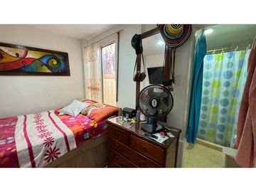 Casa de dos pisos en venta - permuta Barrio La Cosecha Palmira Valle