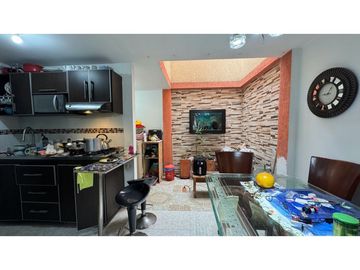 Casa de dos pisos en venta - permuta Barrio La Cosecha Palmira Valle