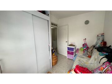 Casa de dos pisos en venta - permuta Barrio La Cosecha Palmira Valle