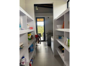 Casa de 310 m2 3 habit. unidad Monte sereno en el Retiro