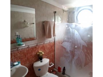 SE VENDE APARTAMENTO REMODELADO EN EL PRADO
