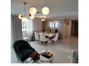SE VENDE APARTAMENTO REMODELADO EN EL PRADO
