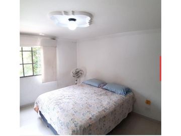 SE VENDE APARTAMENTO REMODELADO EN EL PRADO