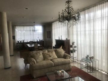 CASA EN VENTA EN INSURGENTES SAN BORJA