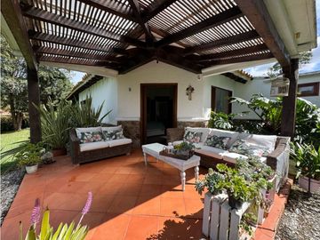 Vendo casa campestre colonial en parcelacion