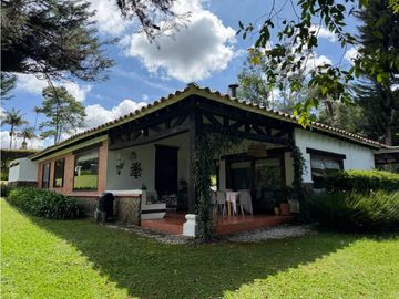 Vendo casa campestre colonial en parcelacion