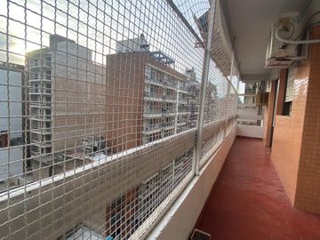 Venta Departamento 3 Dormitorios  Con Balcon Al Frente - Centro Rosario