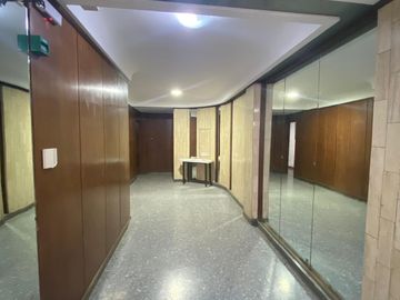 Venta Departamento 3 Dormitorios  Con Balcon Al Frente - Centro Rosario