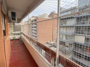 Venta Departamento 3 Dormitorios  Con Balcon Al Frente - Centro Rosario