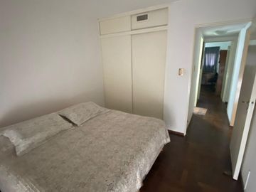 Venta Departamento 3 Dormitorios  Con Balcon Al Frente - Centro Rosario