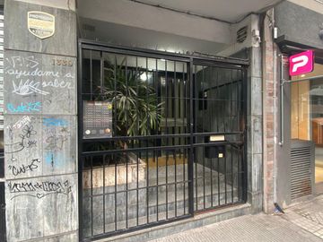 Venta Departamento 3 Dormitorios  Con Balcon Al Frente - Centro Rosario