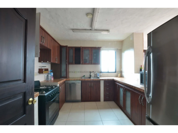 se vende casa en altos de maria