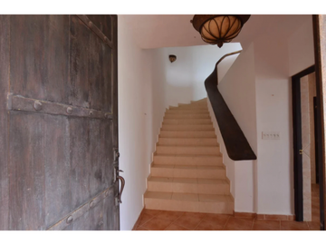 se vende casa en altos de maria