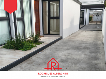 Casa (Calle 20 e/ 27 y 29)